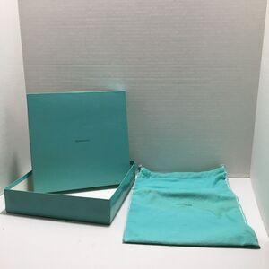 Tiffany & Co Empty Gift Box Approx 9"x9”x9” Blue with Lid & Cloth Bag Authentic